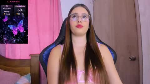 Paris online show from 10-20-25, 06:08