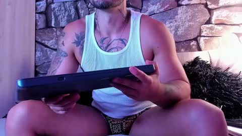 parker lavine online show from 12-31-24, 04:49