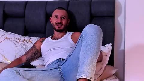 parker lavine online show from 10-26-25, 02:28