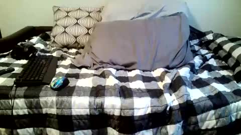 Snapshot of parlaytellio chatting on 03-12-26, 09:21 Parlay Tellio online show from 03-12-26, 09:21