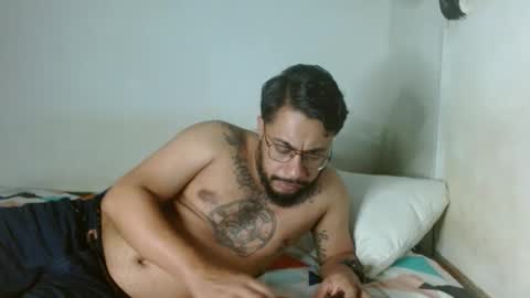 Snapshot of partisano77 chatting on 12-26-24, 06:30 Partisano77 online show from 12-26-24, 06:30