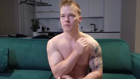 Pashka online show from 10-21-25, 06:03