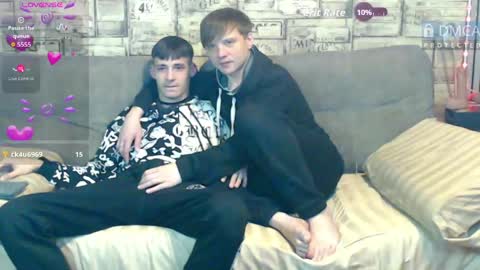 Max tall dark-haired guy with tattoos and Phil blond-haired online show from 05-08-26, 01:44