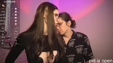 Zoe online show from 10-15-25, 08:25