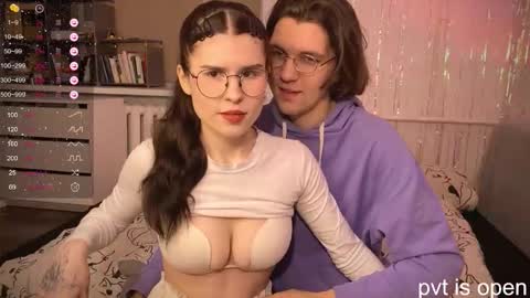 Zoe online show from 02-11-26, 03:39