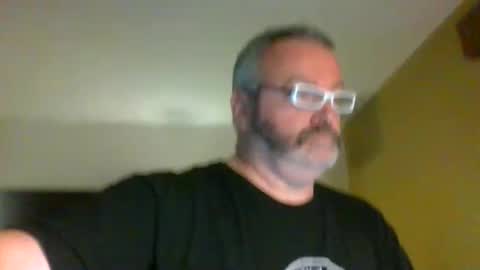 passporttraveler1 online show from 10-23-25, 12:54