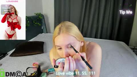 patr1cia_hart online show from 11-04-25, 12:43