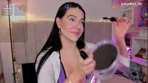 Snapshot of patricia69fox chatting on 02-18-26, 01:45 Paty online show from 02-18-26, 01:45