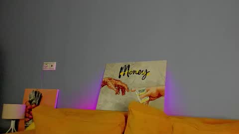 Snapshot of patricia_cox chatting on 10-12-25, 08:19 Patricia GMT2 Wed-Thu 5-11am Sat-Mon 5-11am online show from 10-12-25, 08:19