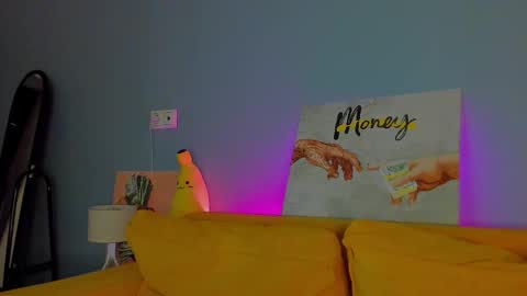 Snapshot of patricia_cox chatting on 11-16-25, 09:20 Patricia GMT2 Wed-Thu 5-11am Sat-Mon 5-11am online show from 11-16-25, 09:20