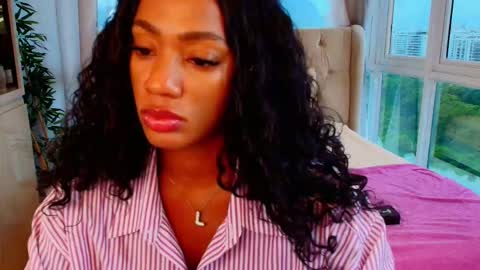 Snapshot of patricia_rosse21 chatting on 03-11-26, 11:49 Patricia Rossi online show from 03-11-26, 11:49