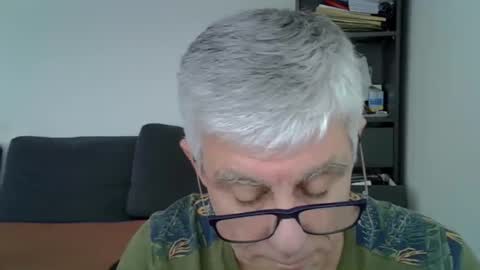 patrick5275 online show from 01-04-25, 10:27