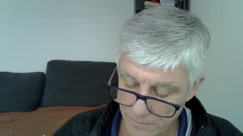 patrick5275 online show from 01-31-25, 03:33