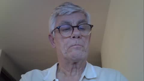 Snapshot of patrick5275 chatting on 04-01-26, 07:44 patrick5275 online show from 04-01-26, 07:44
