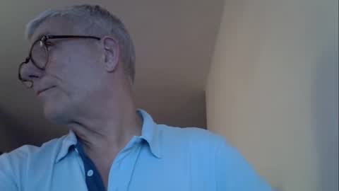 Snapshot of patrick5275 chatting on 04-06-26, 07:48 patrick5275 online show from 04-06-26, 07:48
