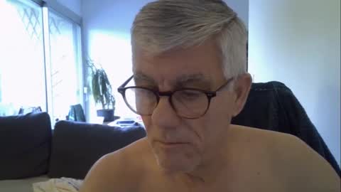 Snapshot of patrick5275 chatting on 05-05-26, 05:04 patrick5275 online show from 05-05-26, 05:04
