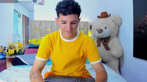 Snapshot of patrick_sanzzz chatting on 04-28-26, 10:26 Patrick online show from 04-28-26, 10:26