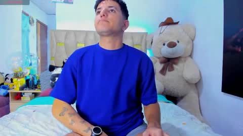 Snapshot of patrick_sanzzz chatting on 05-04-26, 04:30 Patrick online show from 05-04-26, 04:30