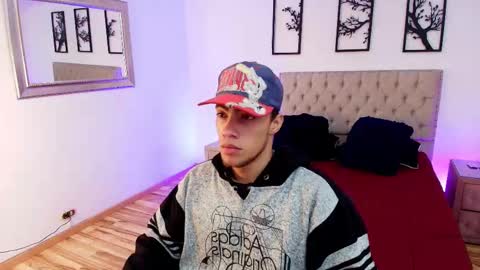 Patrick online show from 09-10-25, 04:12