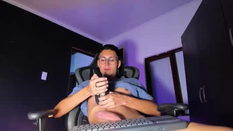 Snapshot of patricksherman chatting on 10-18-25, 07:03 Patrick sherman online show from 10-18-25, 07:03