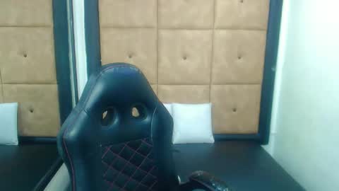 PatrickXX 1 online show from 09-28-25, 01:49