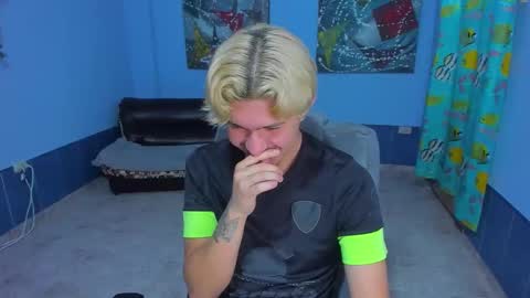 .... online show from 11-03-25, 07:59