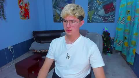 .... online show from 12-03-25, 07:27