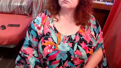 PatsyORose online show from 04-30-26, 03:46