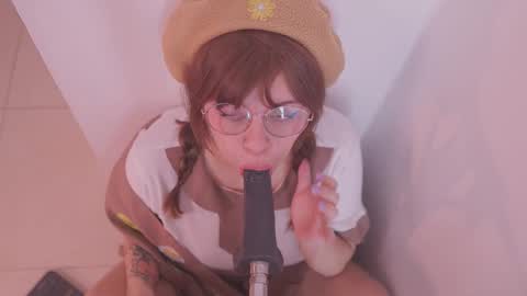 Paula online show from 11-11-25, 07:58