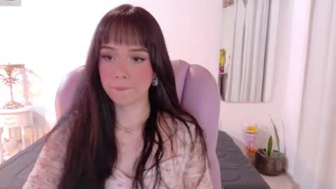 Sofa online show from 03-23-26, 04:16