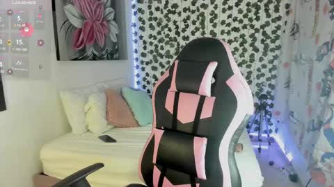 paulina online show from 02-15-25, 10:44
