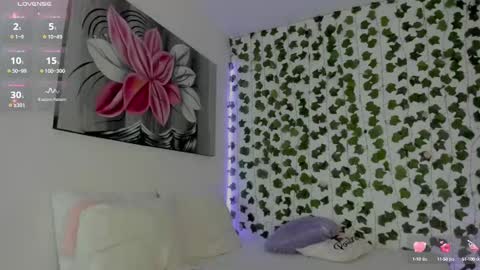 paulina online show from 02-17-25, 04:04