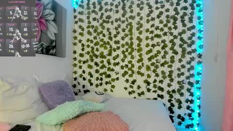 paulina online show from 03-11-25, 03:56