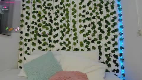 paulina online show from 09-17-25, 01:51