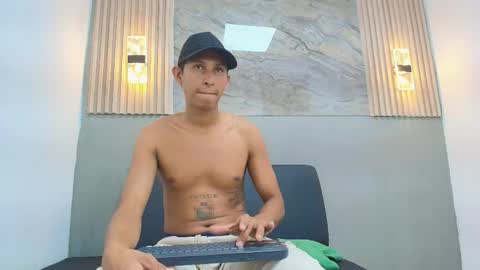 paul_conor online show from 05-22-26, 02:33