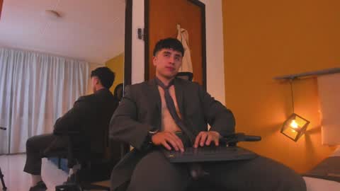 Paul online show from 12-28-24, 02:10