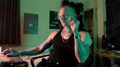 Snapshot of paul_razor chatting on 02-15-26, 04:14 Paul online show from 02-15-26, 04:14