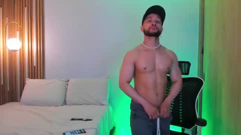 Paul online show from 07-12-26, 02:02