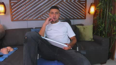 Paul Rivera online show from 01-11-25, 07:27