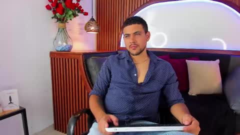 Snapshot of paul_rivera chatting on 04-10-26, 08:24 Paul Rivera online show from 04-10-26, 08:24