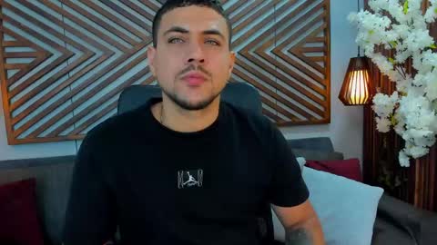 Snapshot of paul_rivera chatting on 05-06-26, 08:14 Paul Rivera online show from 05-06-26, 08:14