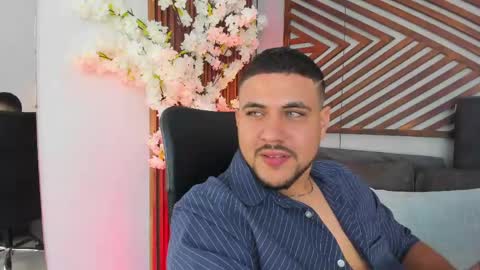 Snapshot of paul_rivera chatting on 05-19-26, 09:32 Paul Rivera online show from 05-19-26, 09:32