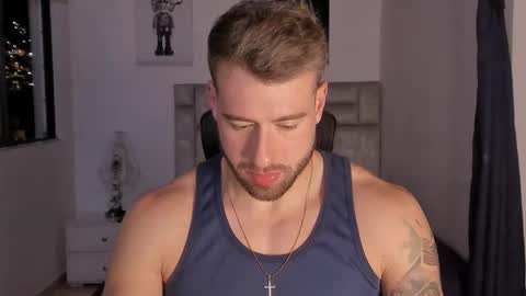 Snapshot of paul_roger chatting on 10-08-25, 01:25 PAUL ROGER online show from 10-08-25, 01:25