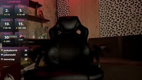 Snapshot of paul_rolex_ chatting on 12-11-24, 11:51 Paul Rolex Jane online show from 12-11-24, 11:51