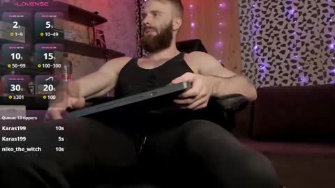 Snapshot of paul_rolex_ chatting on 12-19-24, 05:18 Paul Rolex Jane online show from 12-19-24, 05:18