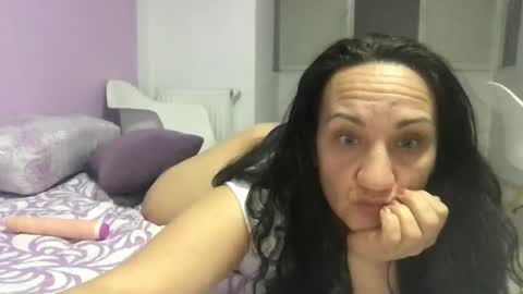 paula1442 online show from 03-09-25, 08:42