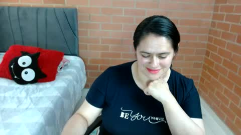 paula__117 online show from 06-25-26, 09:41