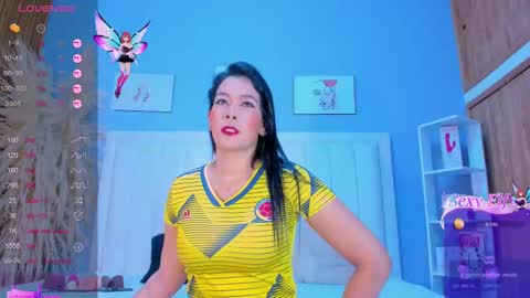 Pau online show from 02-23-25, 01:21