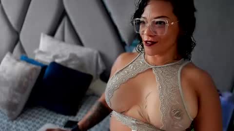 Paula online show from 02-02-25, 09:02