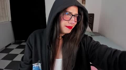 CALL ME PAULA  online show from 12-08-24, 02:09